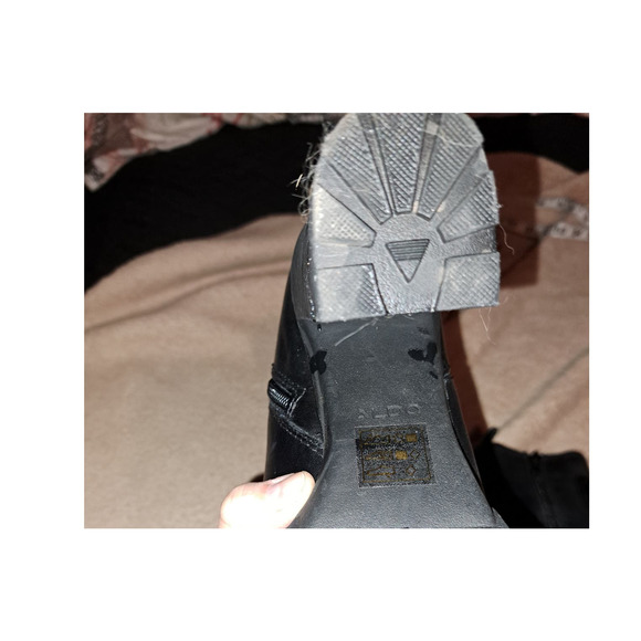 New-GORGEOUS AND SASSY! Aldo Bolder Ankle Chain Platform Boots Sz 8 - Picture 9 of 16